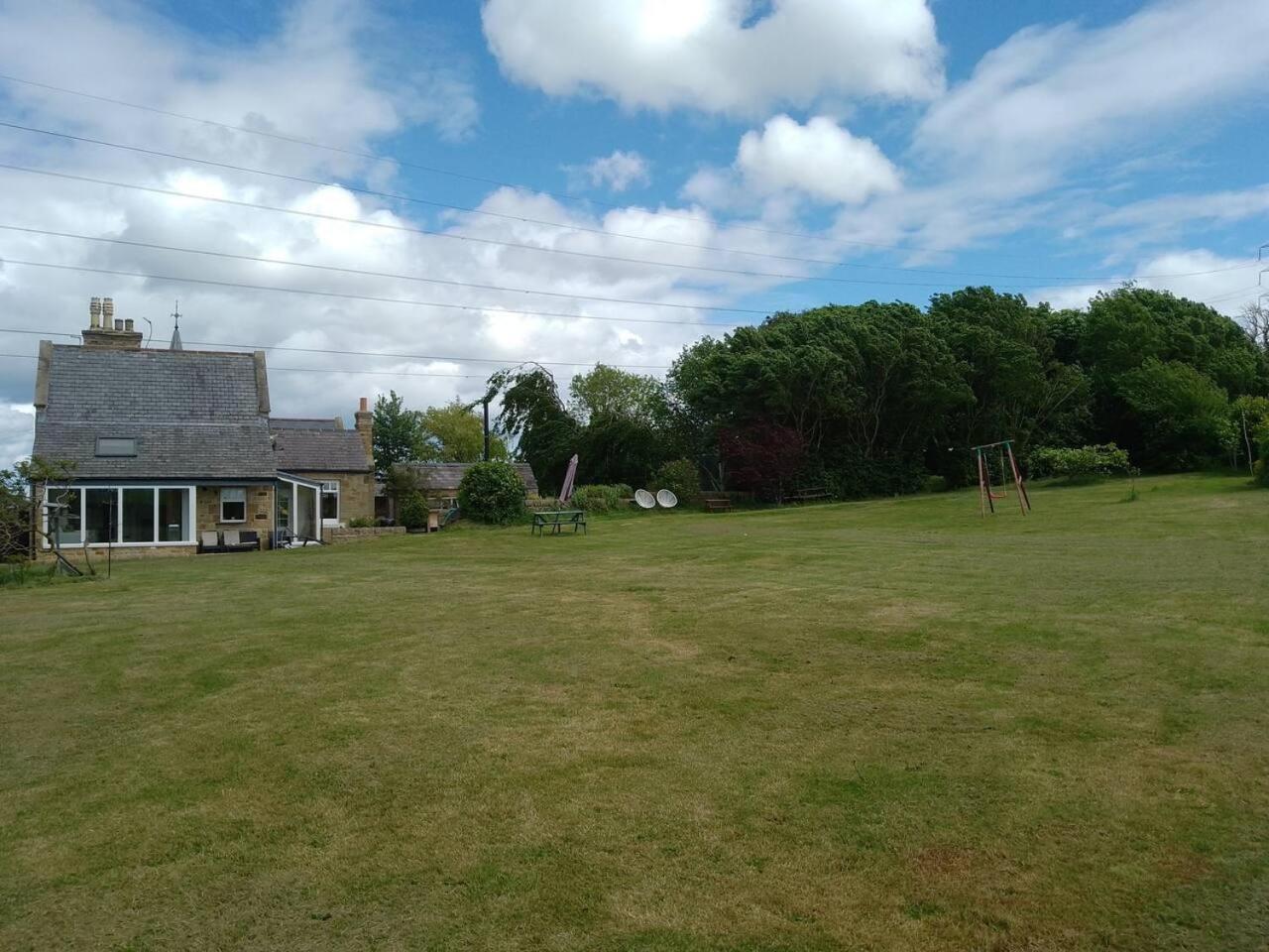 Unique Countryside Close To Sunderland Holiday home