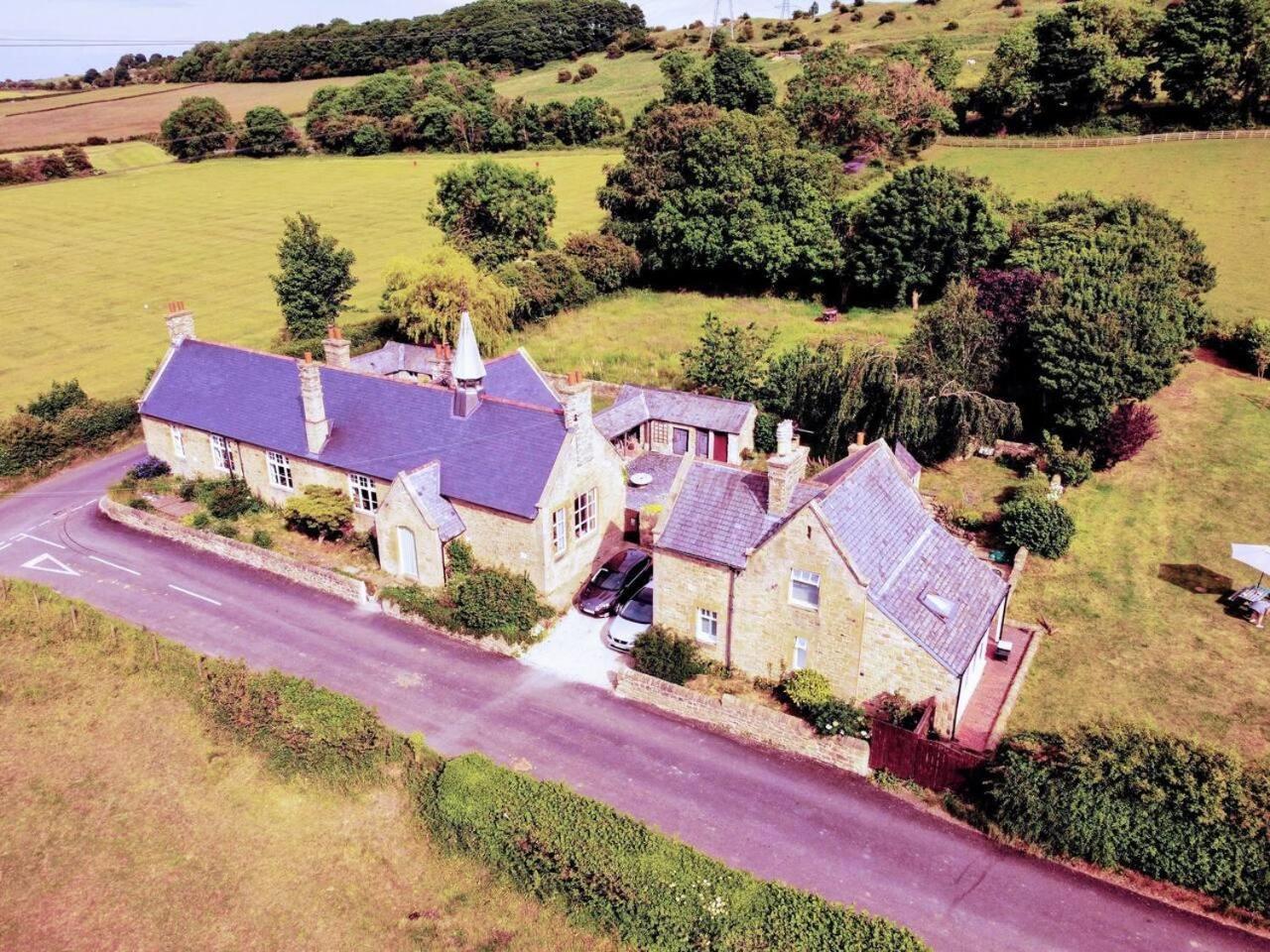 Unique Countryside Close To Sunderland Holiday home